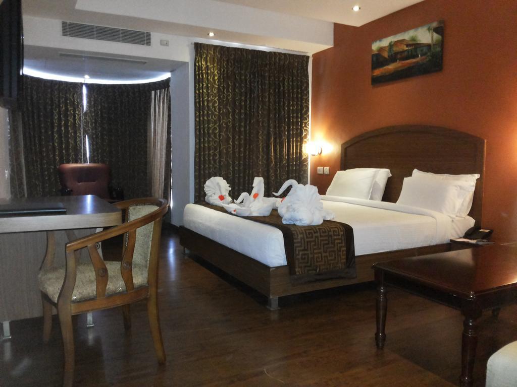 Hotel Milestonnez Sriperumbudur Esterno foto