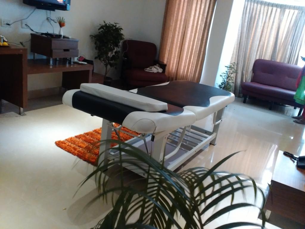 Hotel Milestonnez Sriperumbudur Esterno foto