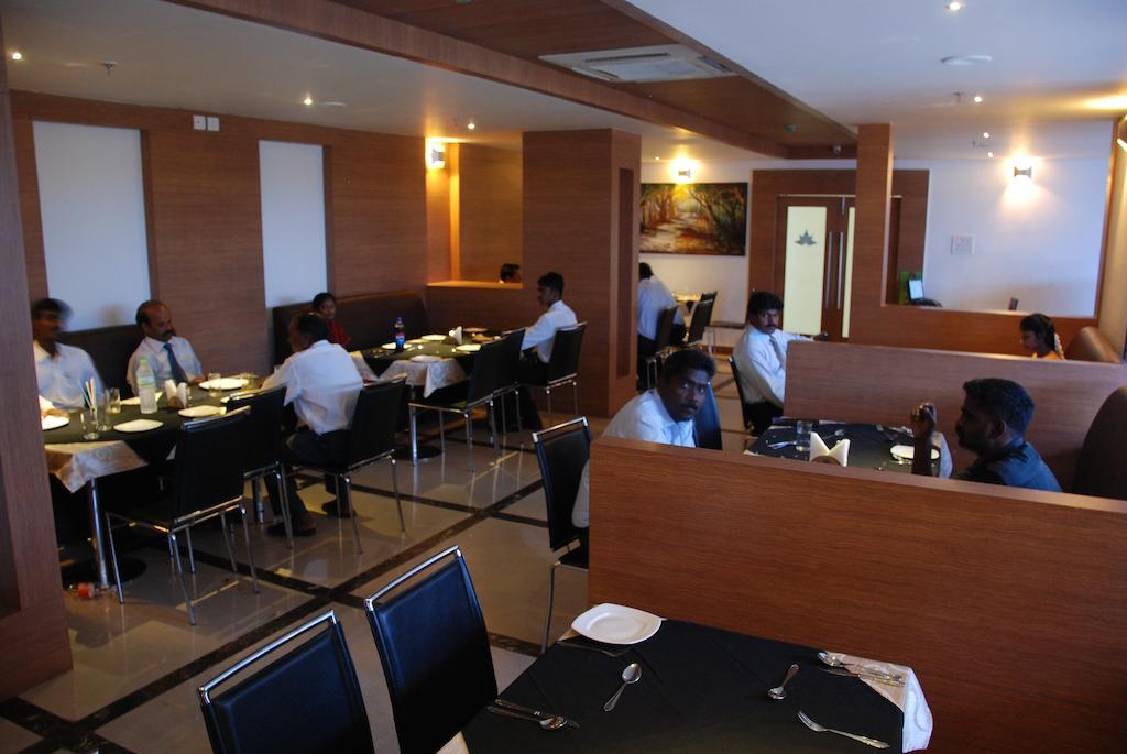 Hotel Milestonnez Sriperumbudur Esterno foto