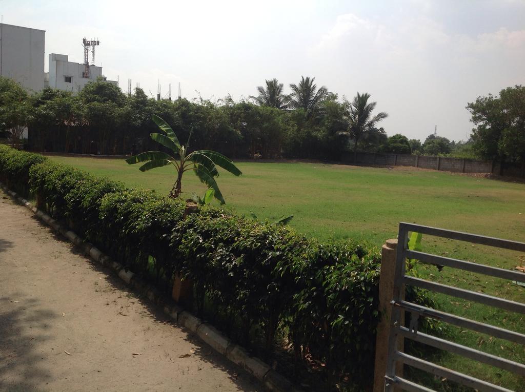 Hotel Milestonnez Sriperumbudur Esterno foto